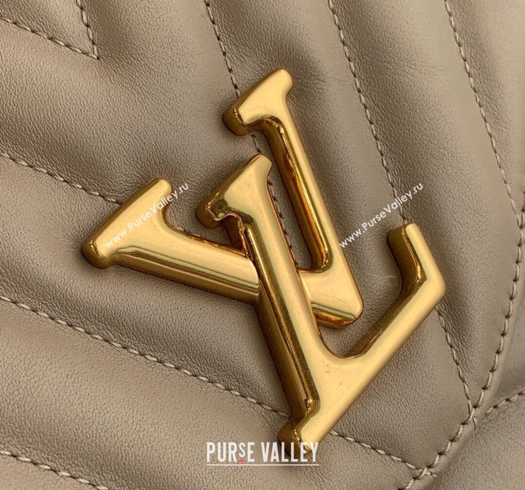 Louis Vuitton LV New Wave Chain Bag in Smooth Leather MM58550 Taupe Grey 2025 (KI-250212038)