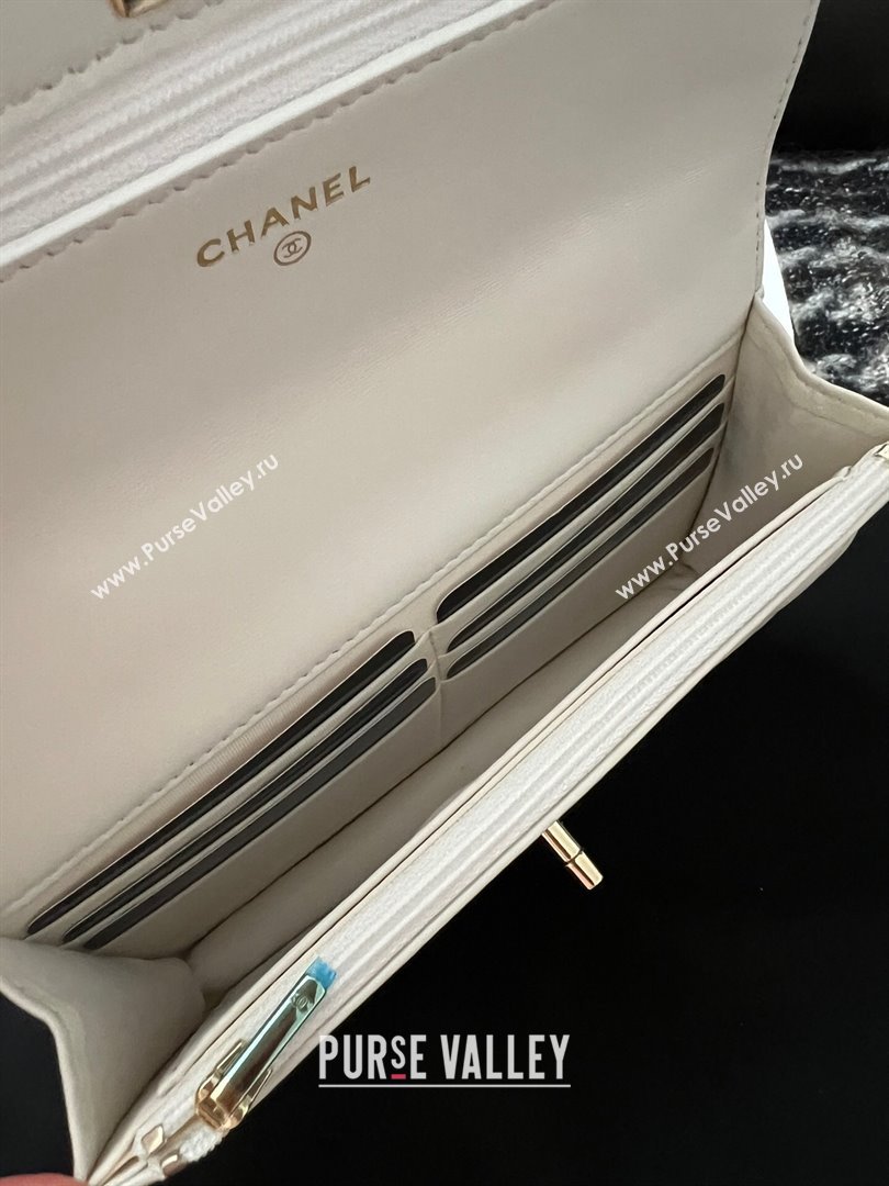 Chanel Lambskin Clutch with Chain AP3797 White 2024 (YEZI-24041213)