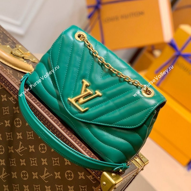 Louis Vuitton LV New Wave Chain Bag in Smooth Leather M58554 Green 2025 (KI-250212036)