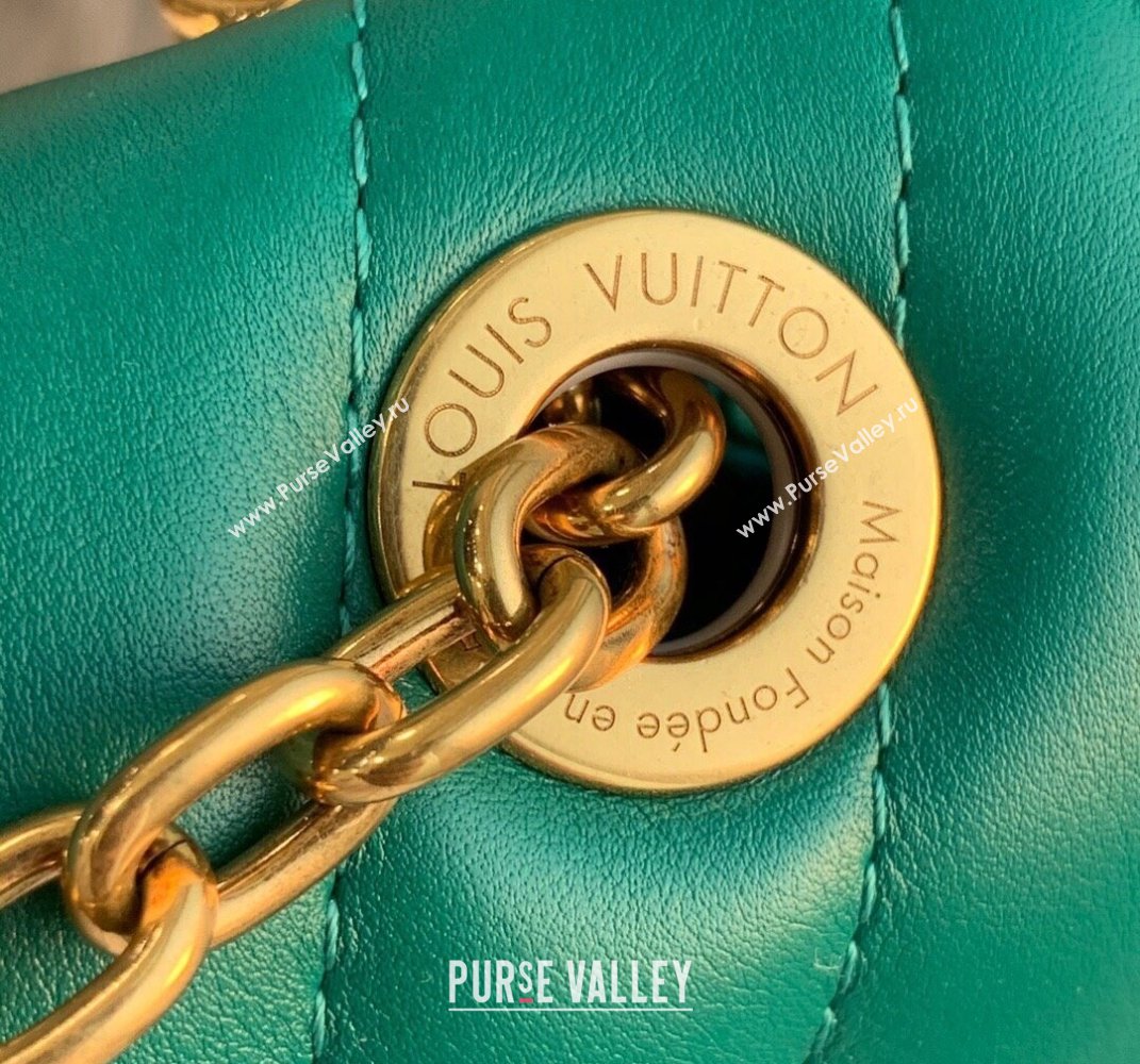 Louis Vuitton LV New Wave Chain Bag in Smooth Leather M58554 Green 2025 (KI-250212036)