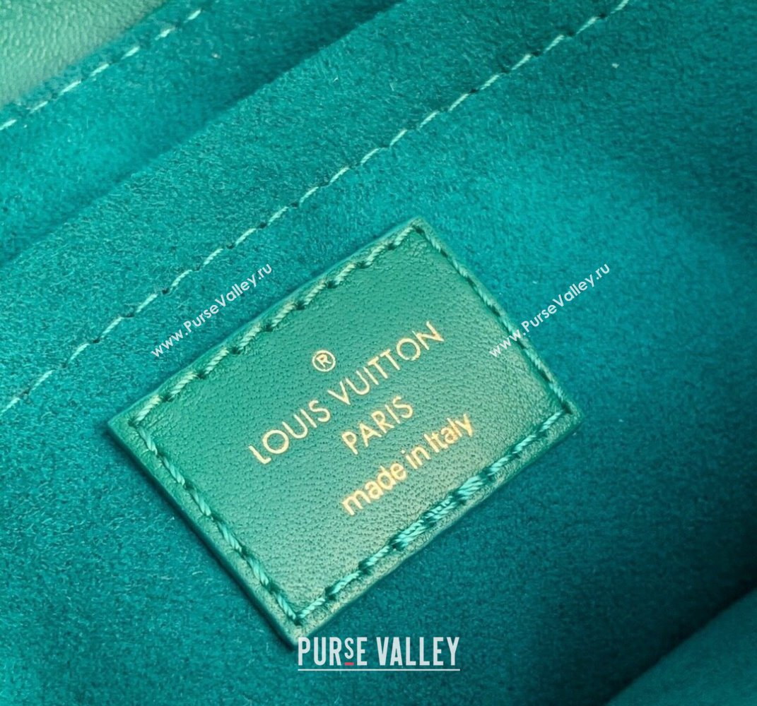 Louis Vuitton LV New Wave Chain Bag in Smooth Leather M58554 Green 2025 (KI-250212036)