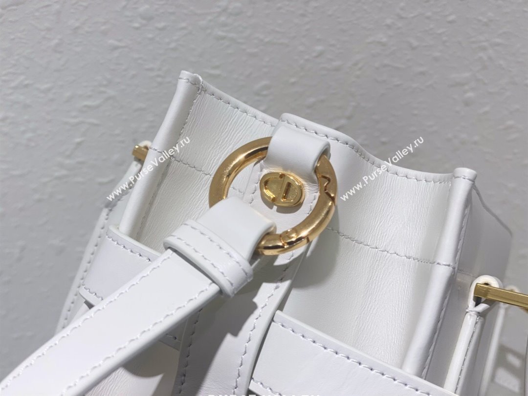 Dior CD Lock Top Hnadle Bag in Calfskin White 2023 (BF-231211011)