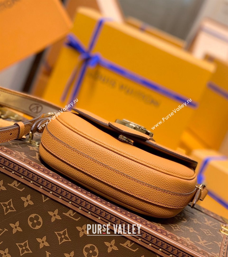 Louis Vuitton LV Pont 9 Soft MM Bag in Grained Calfskin M58968 Brown 2021 (KI-21101415)