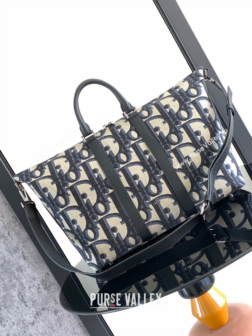 Dior Weekender 40 Travel Bag in Beige and Black Maxi Dior Oblique Jacquard 2023 (BF-231211014)