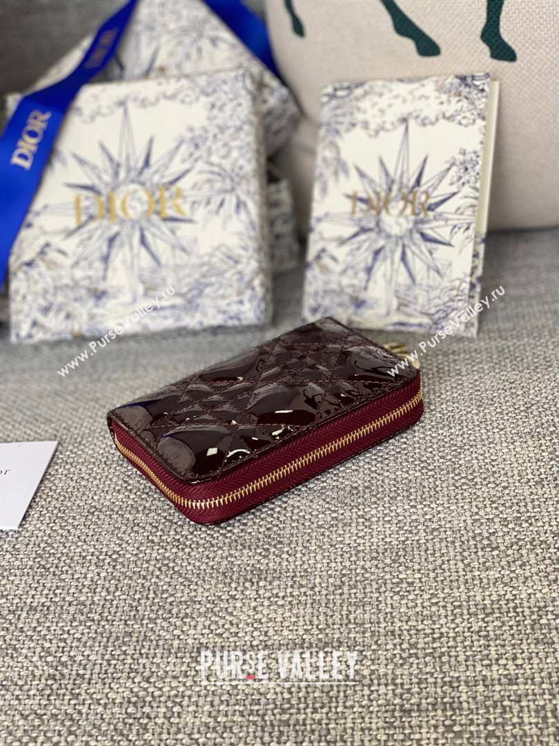 Dior Small Lady Dior Voyageur Coin Purse in Patent Calfskin Burgundy 2024 (DMZ-24020223)