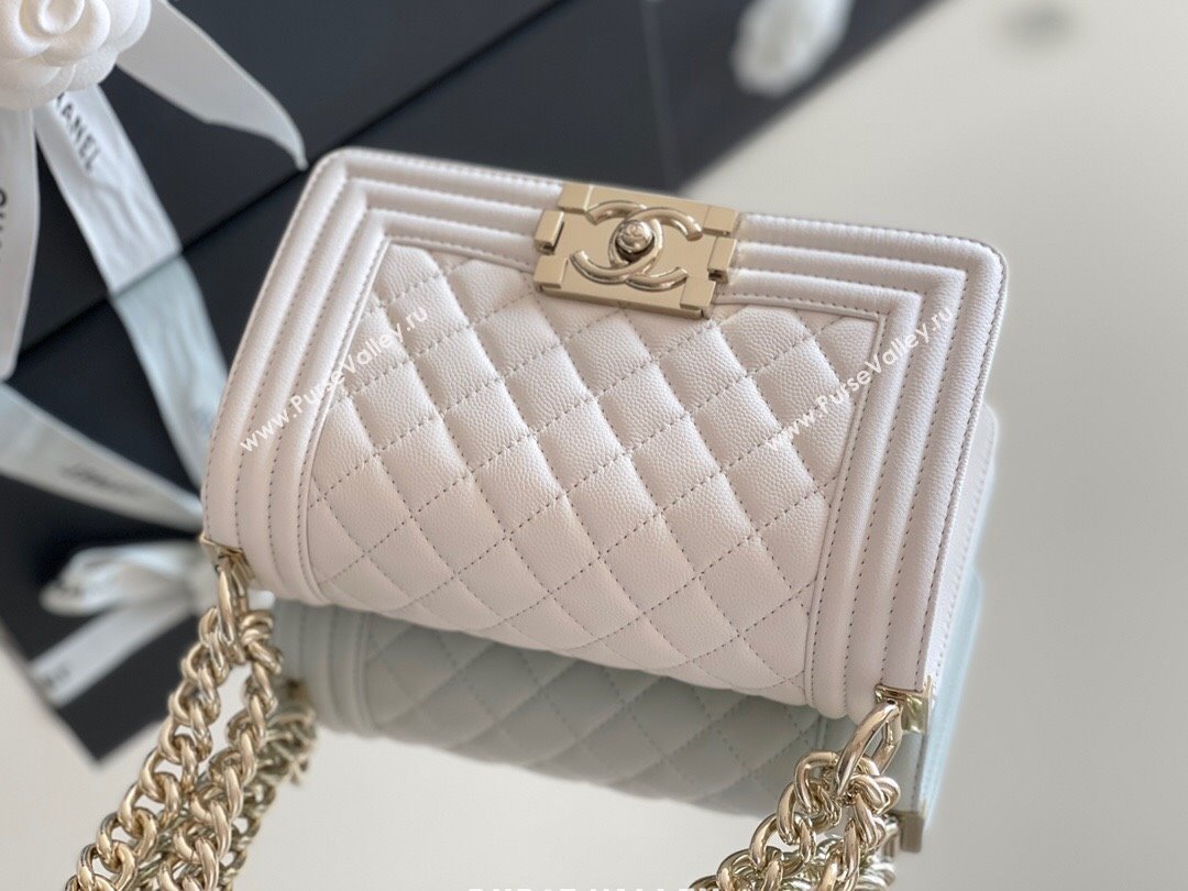 Chanel Original Grained Calfskin Small Boy Flap Bag Light Gold/White 2023 Top Quality (MHE-23102510 )