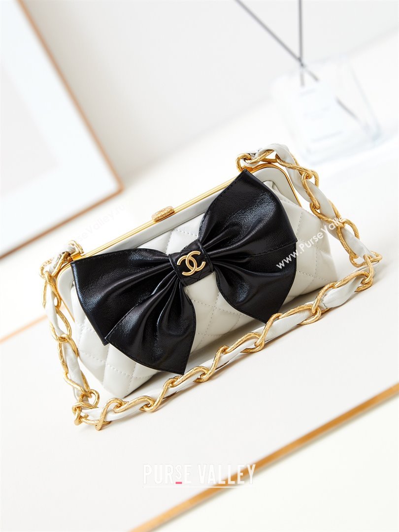 Chanel Bowknot Clutch with Chain in Crumpled Lambskin AP4027 White/Black 2024 (YEZI-24072421)