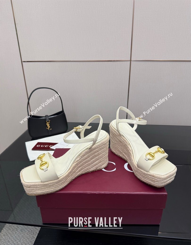 Gucci Espadrille Wedge Sandals 10cm in Leather with Horsebit White 2025 GG082802 (MD-250828037)