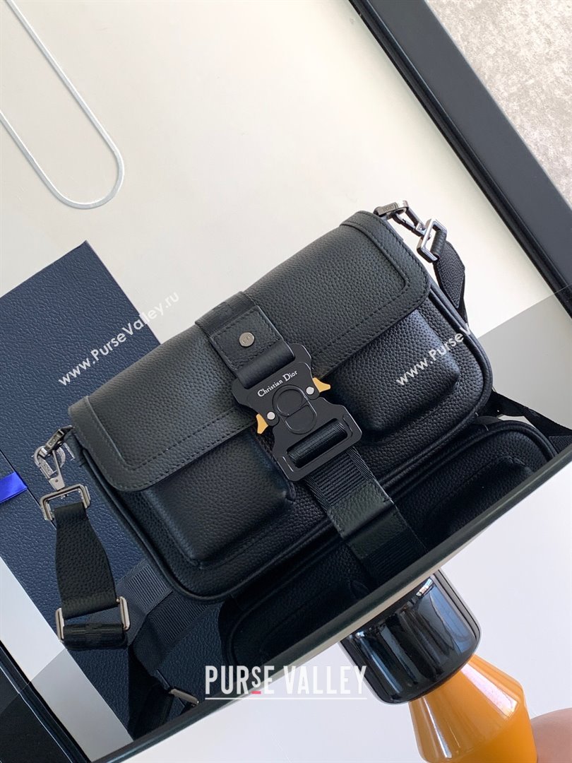 Dior Hit The Road Bag with Strap in Black Grained Calfskin 2024 (DMZ-24020213)