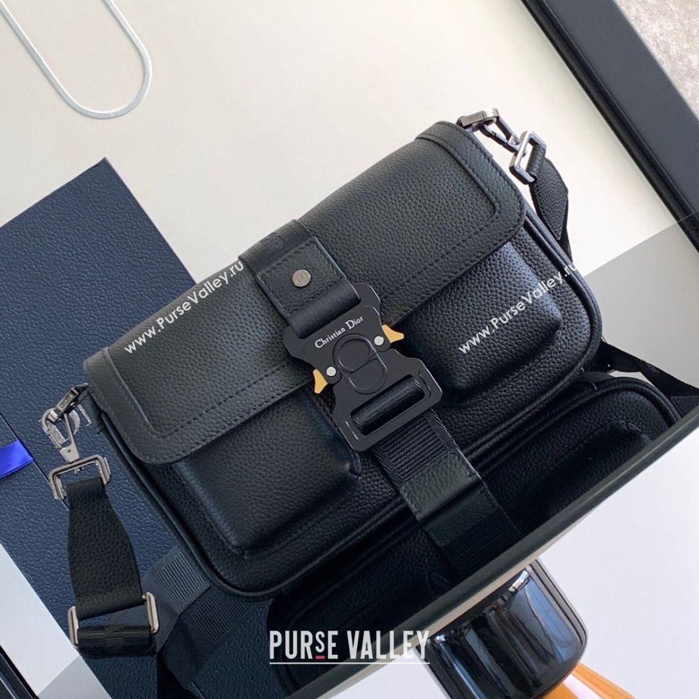 Dior Hit The Road Bag with Strap in Black Grained Calfskin 2024 (DMZ-24020213)