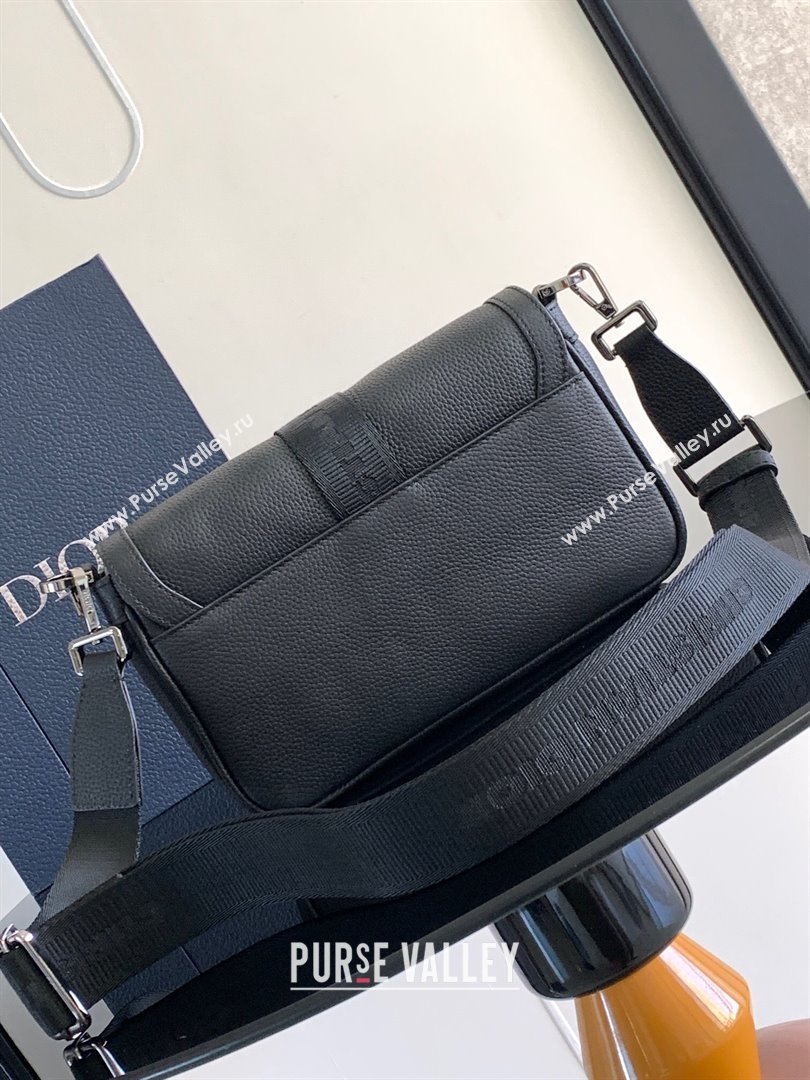 Dior Hit The Road Bag with Strap in Black Grained Calfskin 2024 (DMZ-24020213)