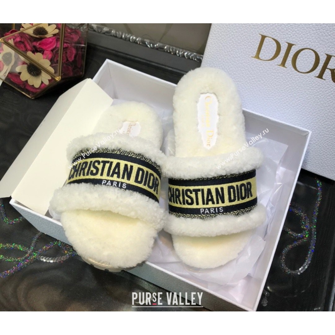 Dior Dway Flat Slide Sandals in Yellow Embroidered Cotton and Shearling 2021 01 (MD-21081026)