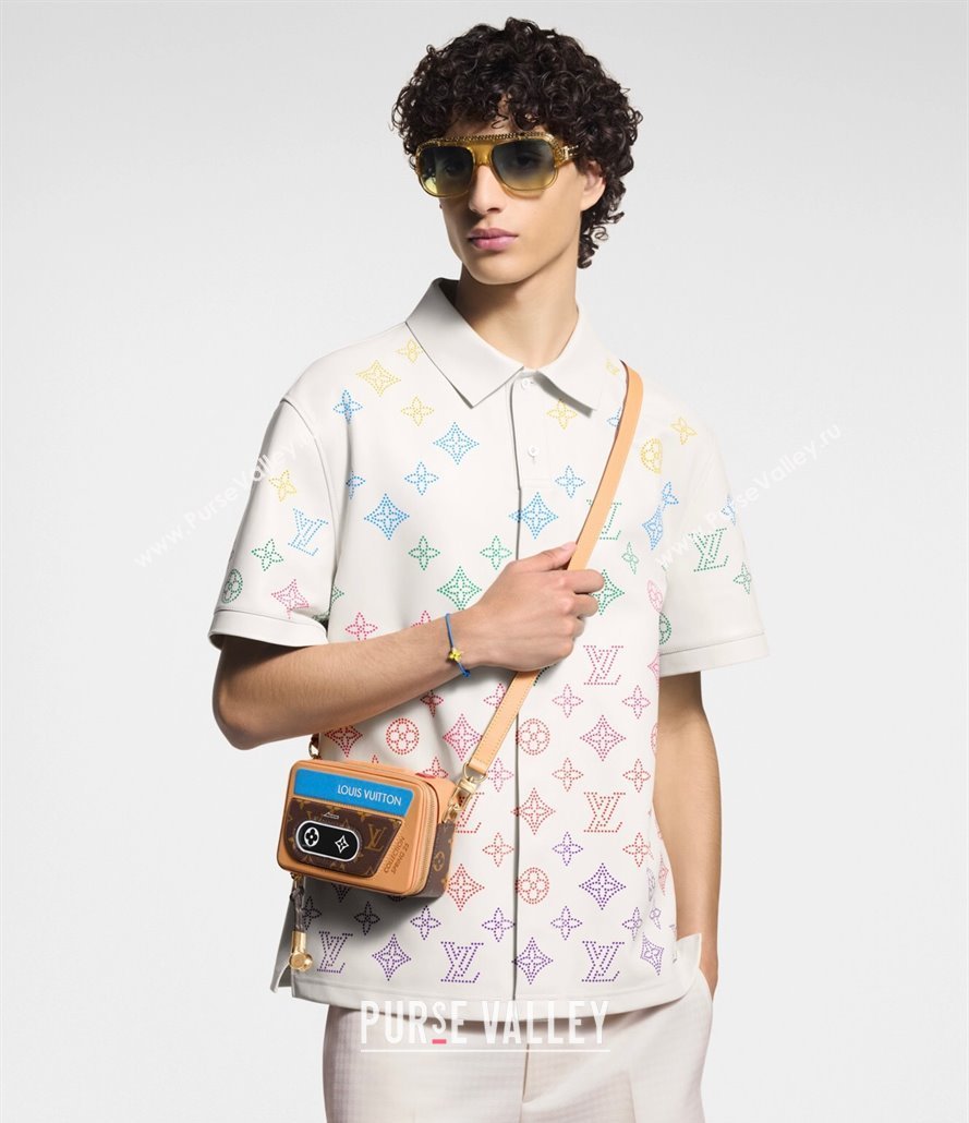 Louis Vuitton Mens Baladeur Wearable Wallet Mini Bag in Monogram Canvas M14062 2025 (KI-250811002)