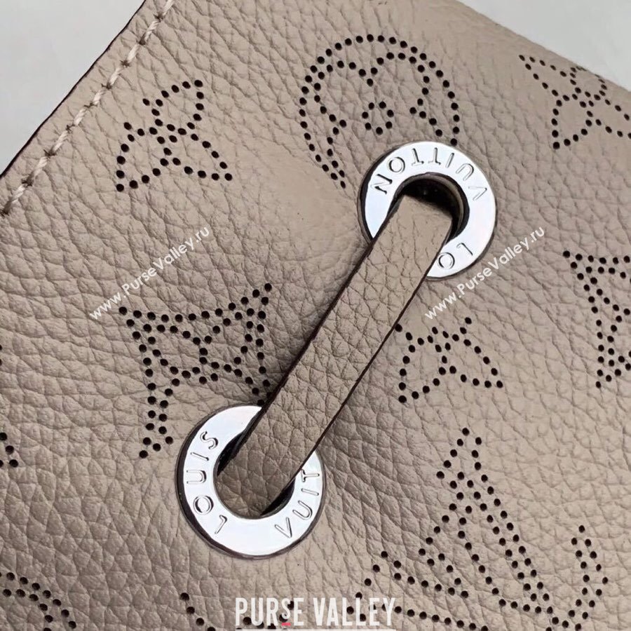 Louis Vuitton Mahina Monogram Perforated Bella Bucket Bag M57201 Galet Grey 2025 (KI-250121016)