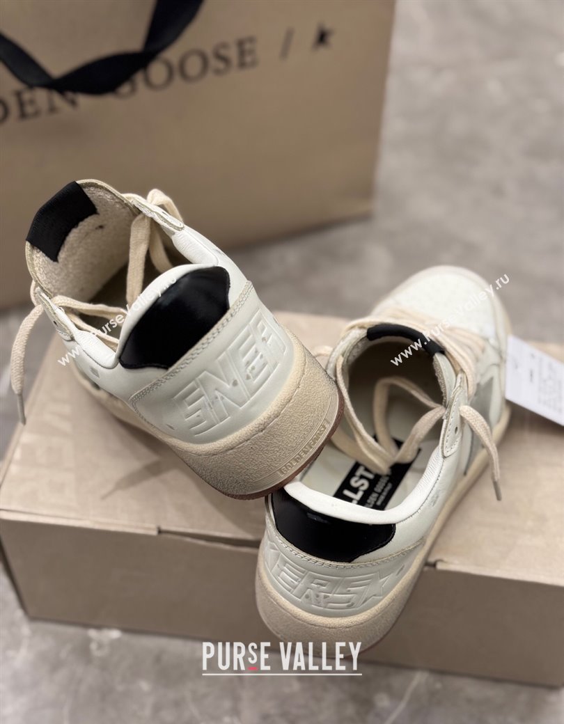 Golden Goose Womens Ball Star 2 Sneakers with grey suede star and glossy black leather heel tab 2025 0221 (13-250221011)