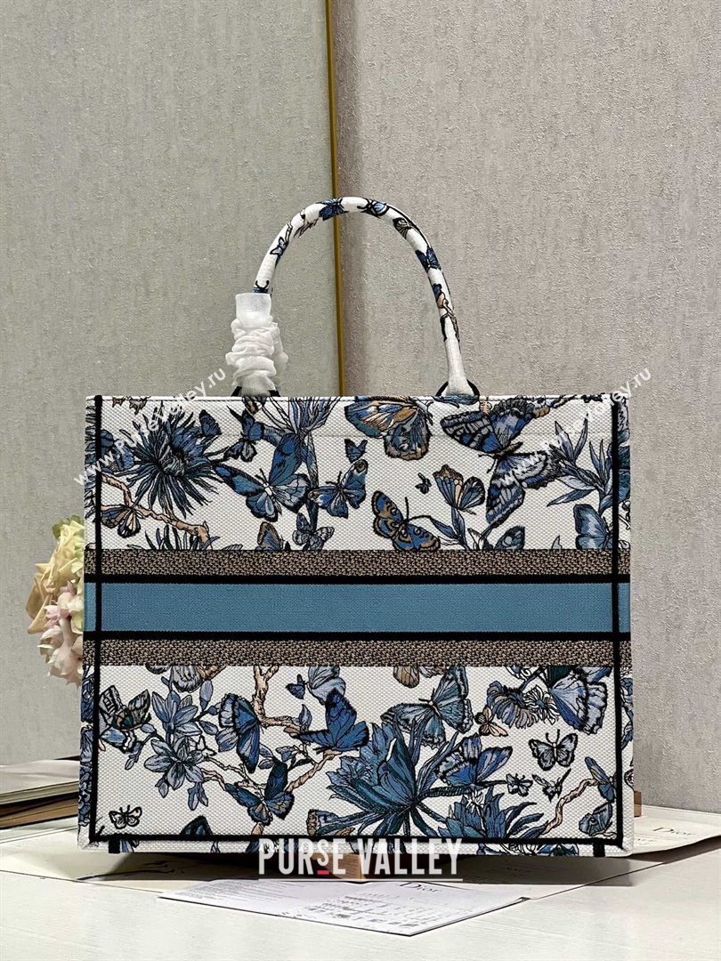 Dior Large Book Tote Bag in White and Pastel Midnight Blue Toile de Jouy Mexico Embroidery 2023 (DL-23122930)