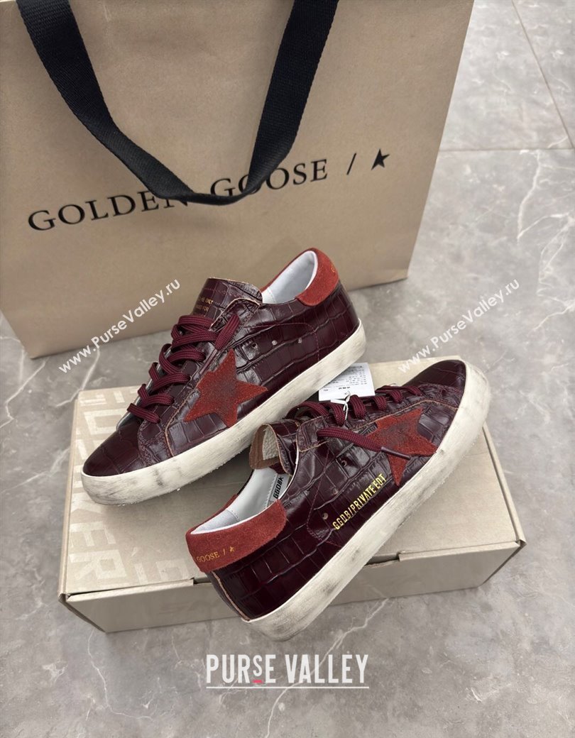 Golden Goose Womens Super-Star Sneakers in Dark Burgundy Crocodile Embossed Leather 2025 0221 (13-250221004)