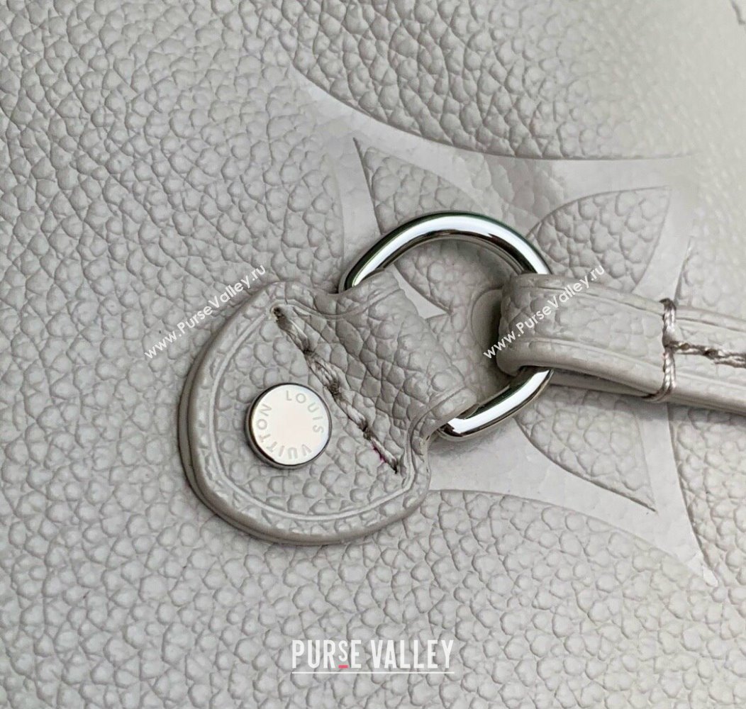 Louis Vuitton Neverfull MM Bag in Grained Cowhide Leather M13578 Light Grey 2025 (KI-250811010)