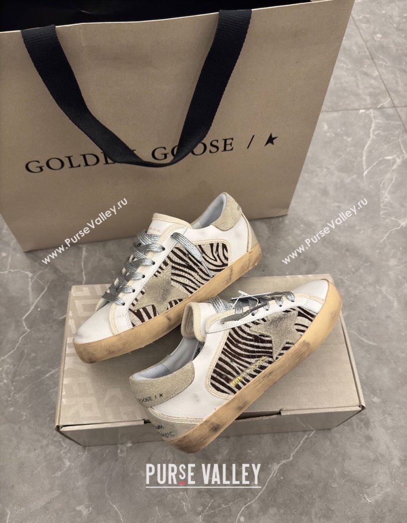 Golden Goose Womens Super-Star Sneakers in printed and grey suede star 2025 0221 (13-250221006)