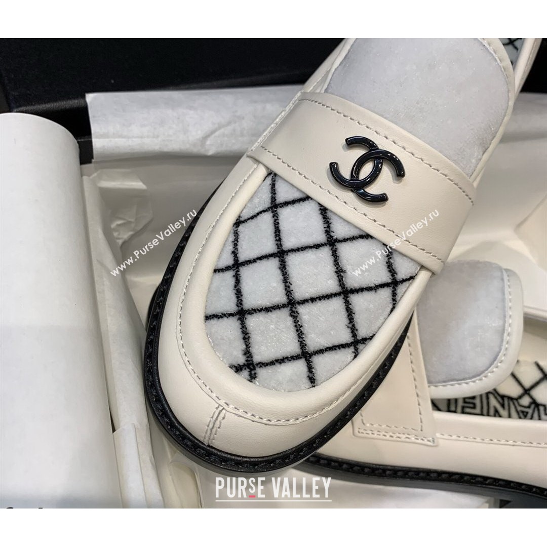 Chanel Quilted Fabric Loafers White 2021 (MD-21080933)