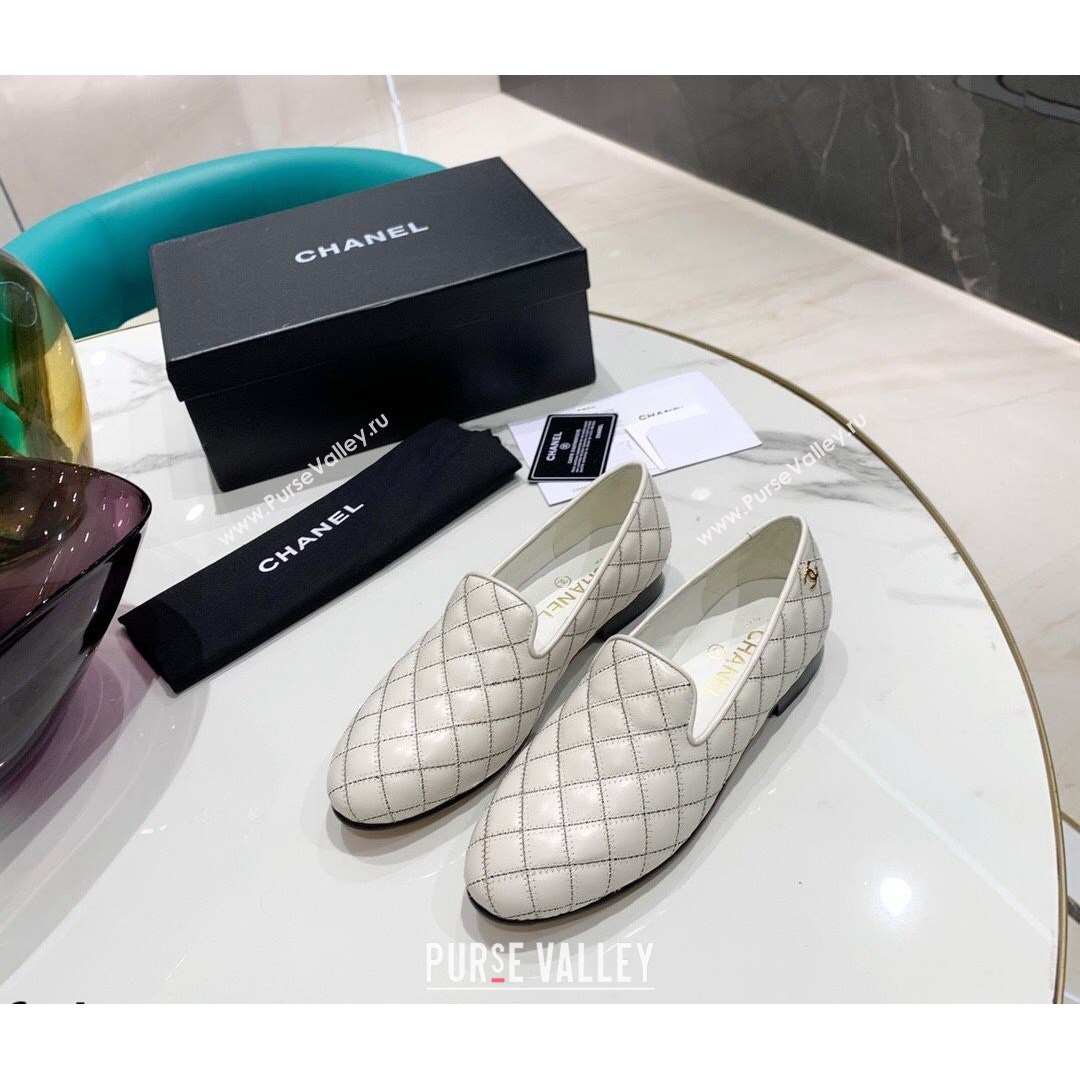 Chanel Quilted Calfskin Loafers White 2021 (MD-21080939)