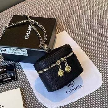 Chanel AirPods Case in Grained Leather Black 2025 0618 (99-250618013)
