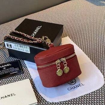 Chanel AirPods Case in Grained Leather Red 2025 0618 (99-250618014)