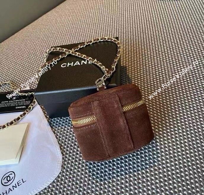 Chanel AirPods Case in Suede Dark Brown 2025 0618 (99-250618012)