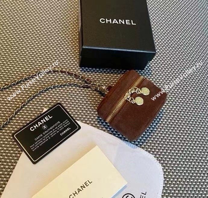Chanel AirPods Case in Suede Dark Brown 2025 0618 (99-250618012)