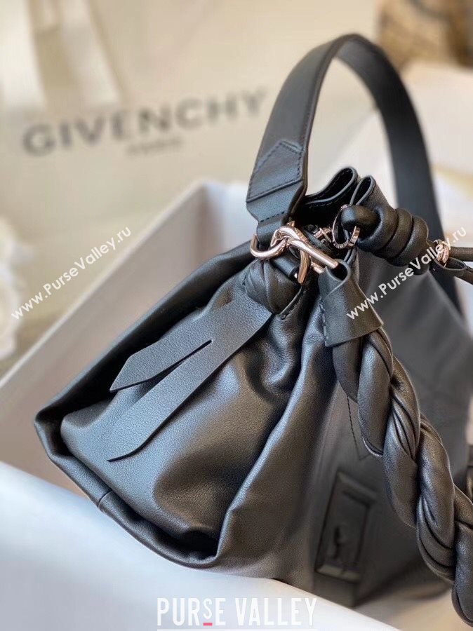 Givenchy ID 93 Large Shoulder Bag in Smooth Leather Black 2020 (YS-20110943)