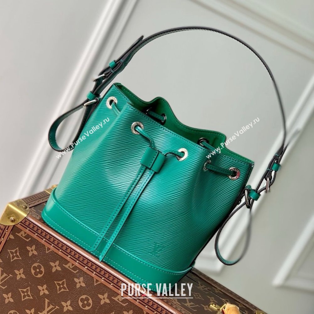 Louis Vuitton Noe BB Bucket Bag in Green Epi Grained Leather M12847 Green 2025 (K-25010306)