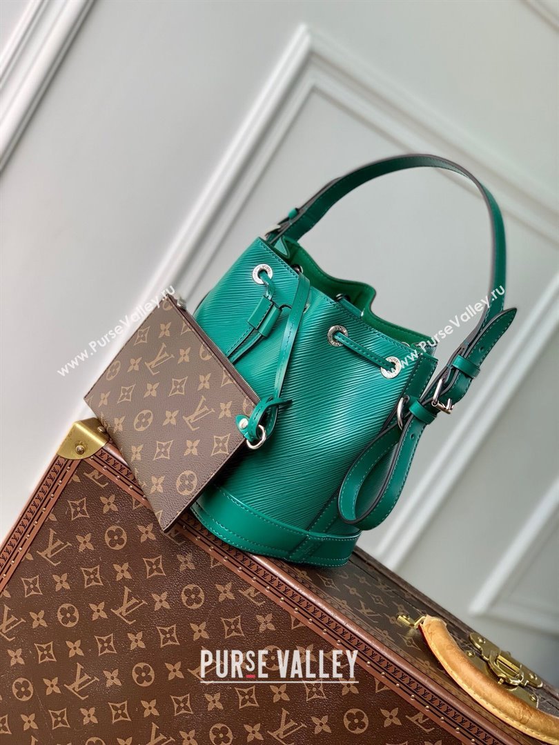 Louis Vuitton Noe BB Bucket Bag in Green Epi Grained Leather M12847 Green 2025 (K-25010306)