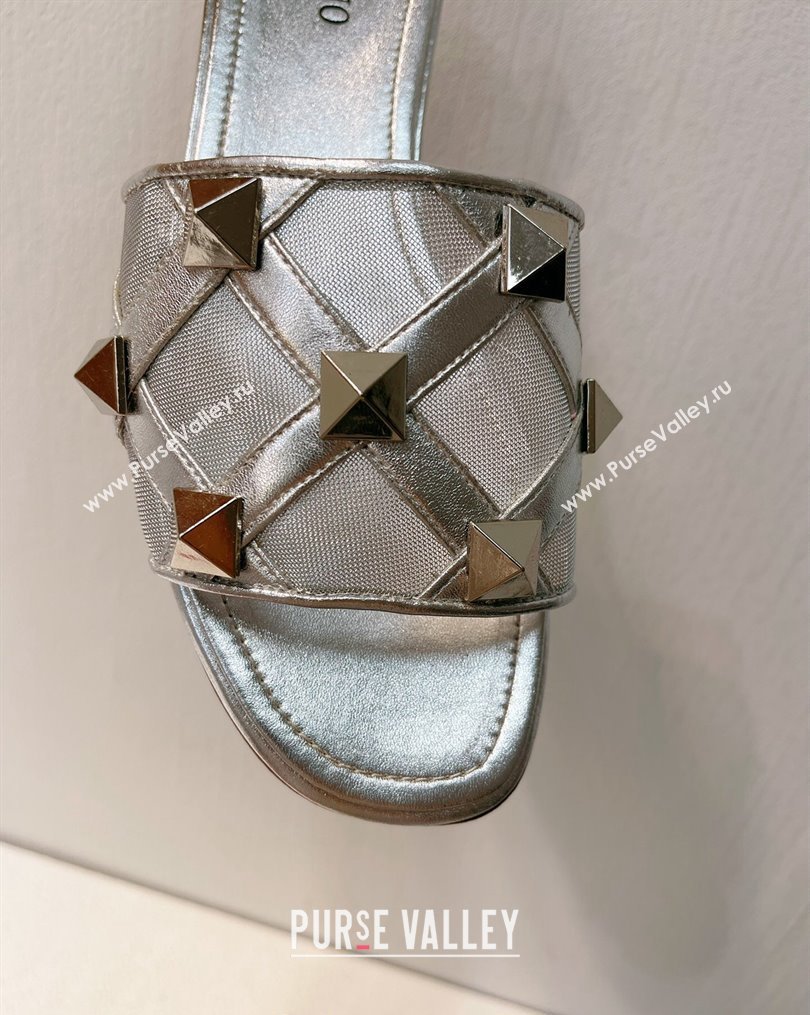 Valentino Roman Stud Flat Slide Sandals in Leather-Quilted Mesh Silver 2023 VT102703 (MD-231027066)