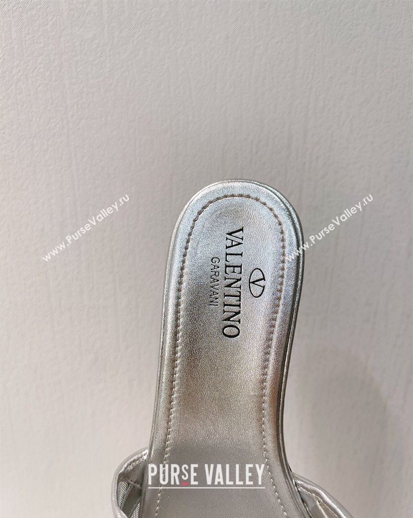 Valentino Roman Stud Flat Slide Sandals in Leather-Quilted Mesh Silver 2023 VT102703 (MD-231027066)