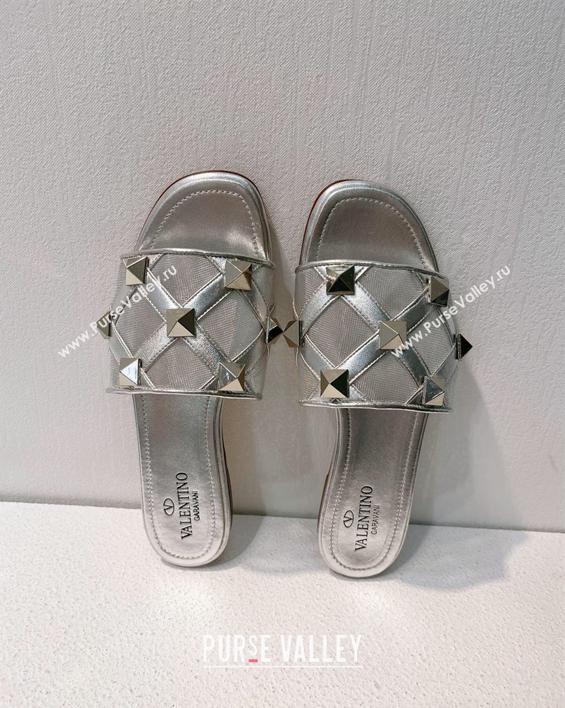 Valentino Roman Stud Flat Slide Sandals in Leather-Quilted Mesh Silver 2023 VT102703 (MD-231027066)