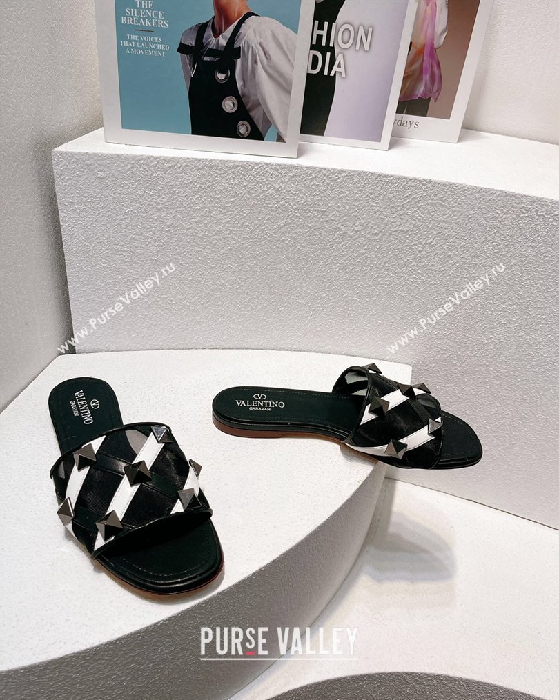 Valentino Roman Stud Flat Slide Sandals in Leather-Quilted Mesh Black/White 2023 VT102703 (MD-231027072)