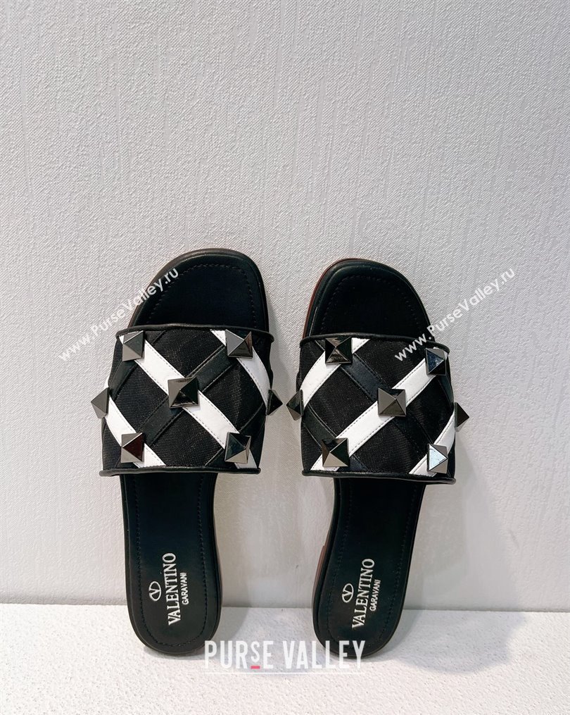 Valentino Roman Stud Flat Slide Sandals in Leather-Quilted Mesh Black/White 2023 VT102703 (MD-231027072)