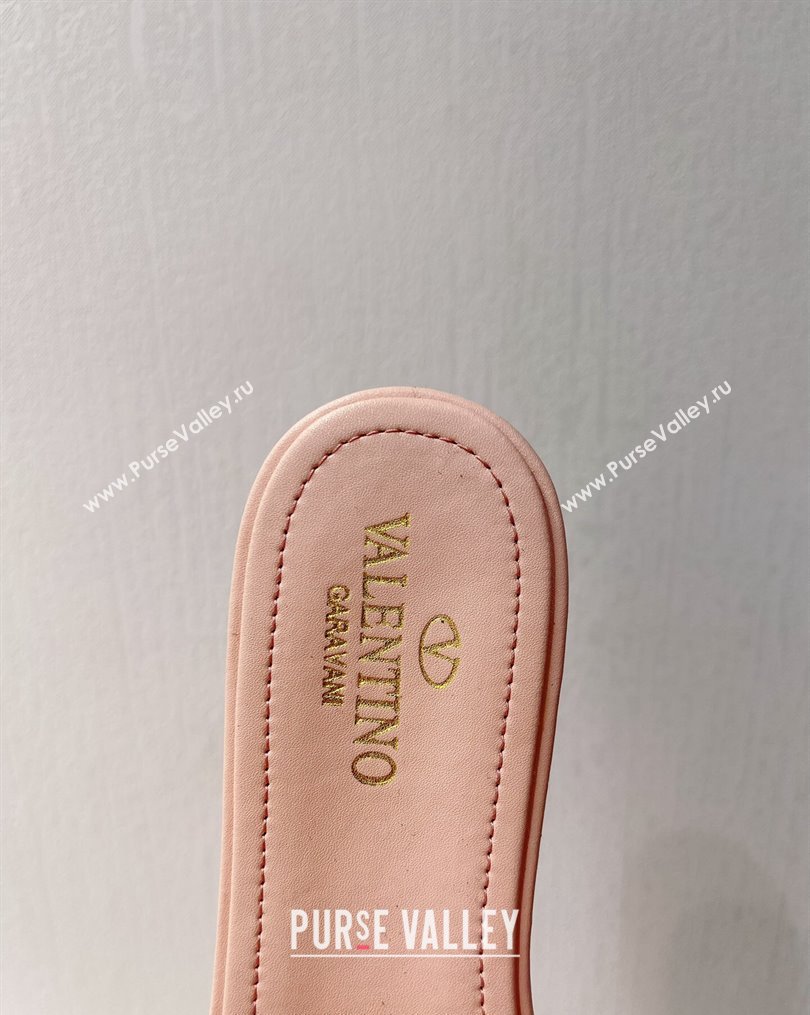 Valentino Roman Stud Flat Slide Sandals in Leather-Quilted Mesh Nude Pink 2023 VT102703 (MD-231027076)