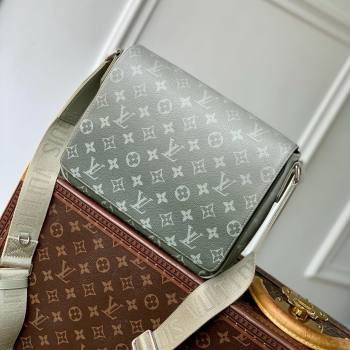 Louis Vuitton District PM Messenger Bag in Khaki Green Monogram Gradient Canvas M11593 2025 (K-25010712)