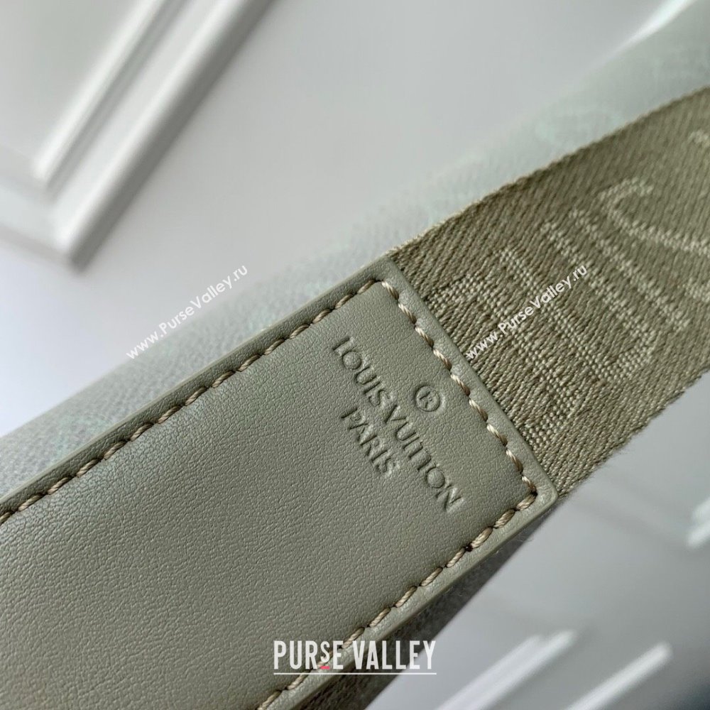 Louis Vuitton District PM Messenger Bag in Khaki Green Monogram Gradient Canvas M11593 2025 (K-25010712)