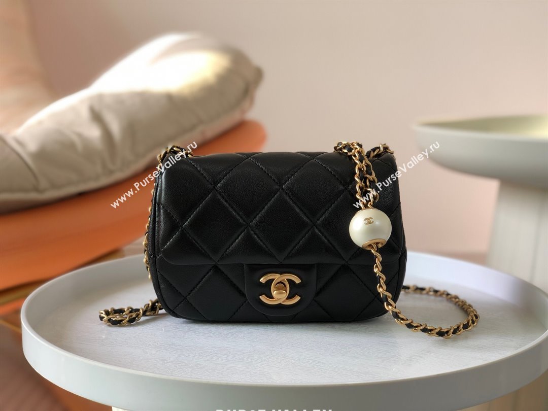 Chanel Lambskin Mini Flap Bag with Pearl Chain AS4868 Black 2024 (SM-24072319)