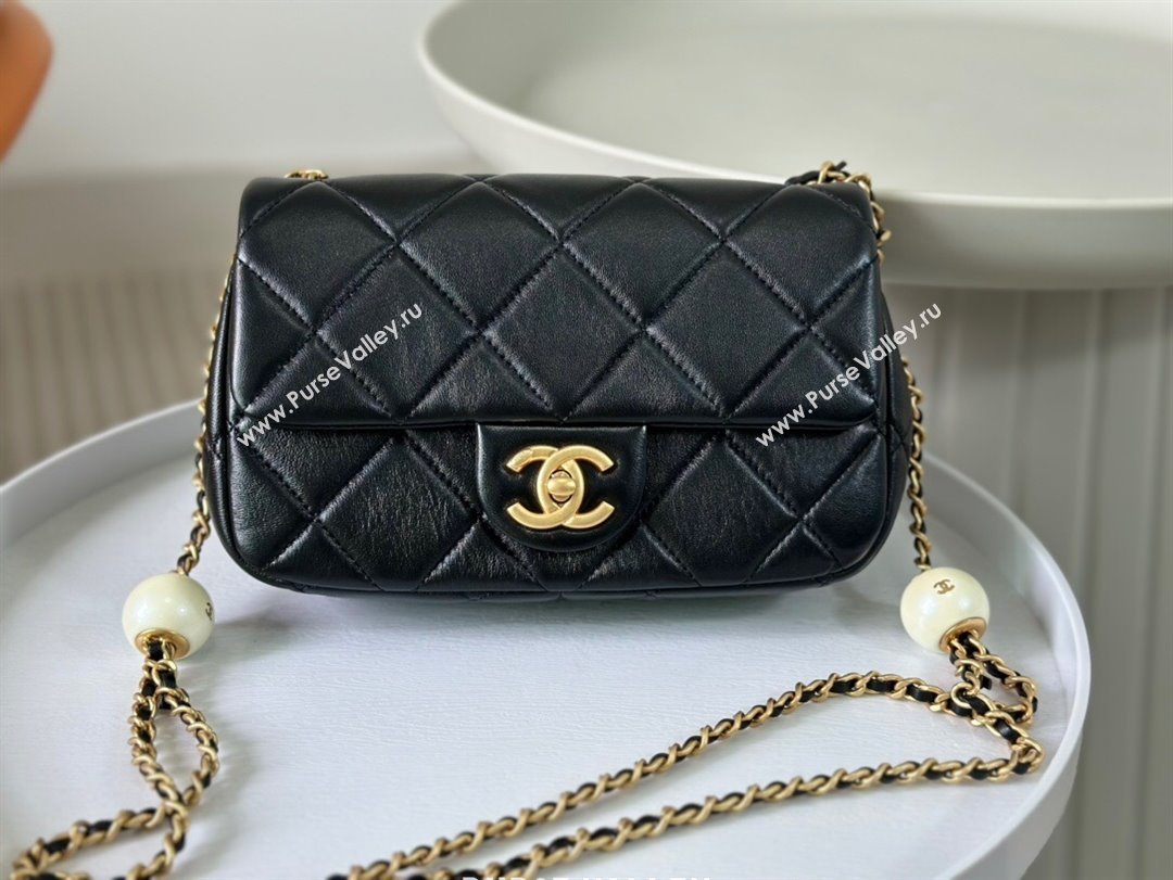 Chanel Lambskin Small Flap Bag with Pearl Chain AS4861 Black 2024 (SM-24072323)