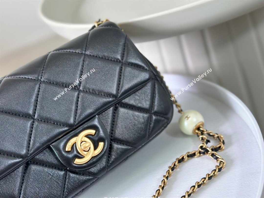 Chanel Lambskin Small Flap Bag with Pearl Chain AS4861 Black 2024 (SM-24072323)