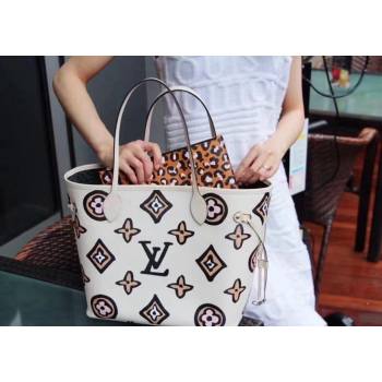 Louis Vuitton Neverfull MM Tote Bag in Cream Monogram Canvas M45819 2021 (K-210826052)