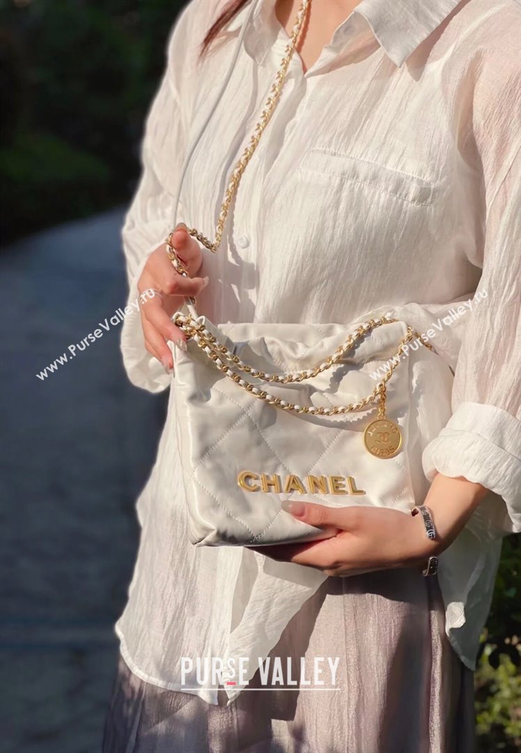 Chanel 22 Mini Bag in Shiny Calfskin AS3980 White/Gold 2024 Top Quality (MHE-24072205)