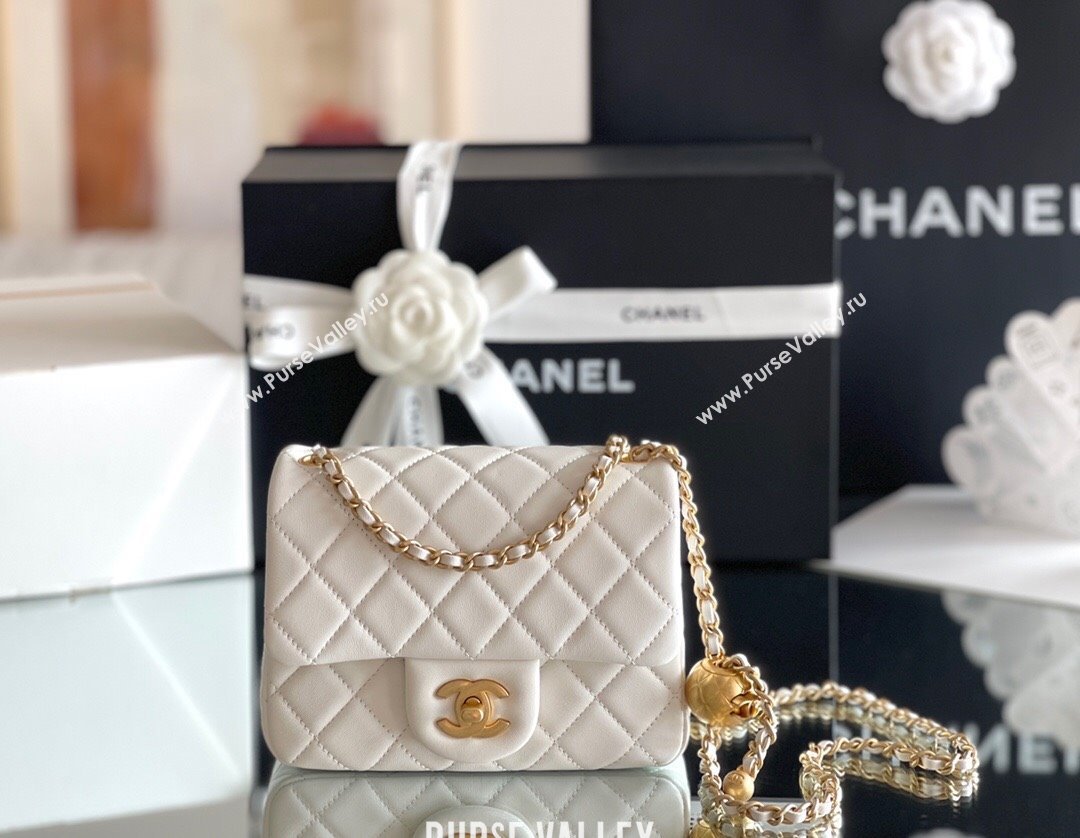 Chanel Lambskin Mini Square Flap Bag with Gold-Tone Metal Ball Chain AS1786 White 2024 Top Quality (SHUNY-24072216)