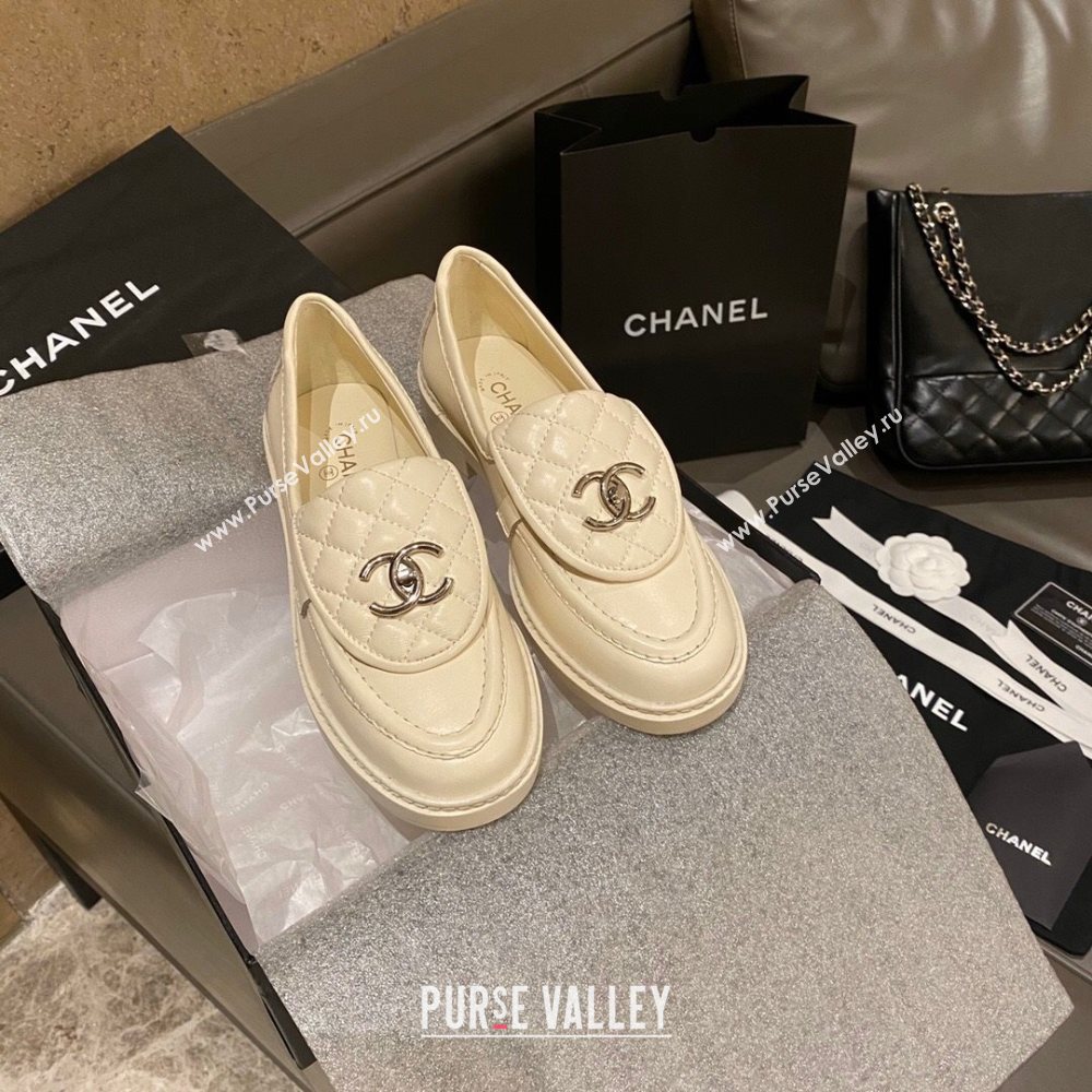 Chanel Leather Loafers with CC Foldover White 2020 (MD-20120278)