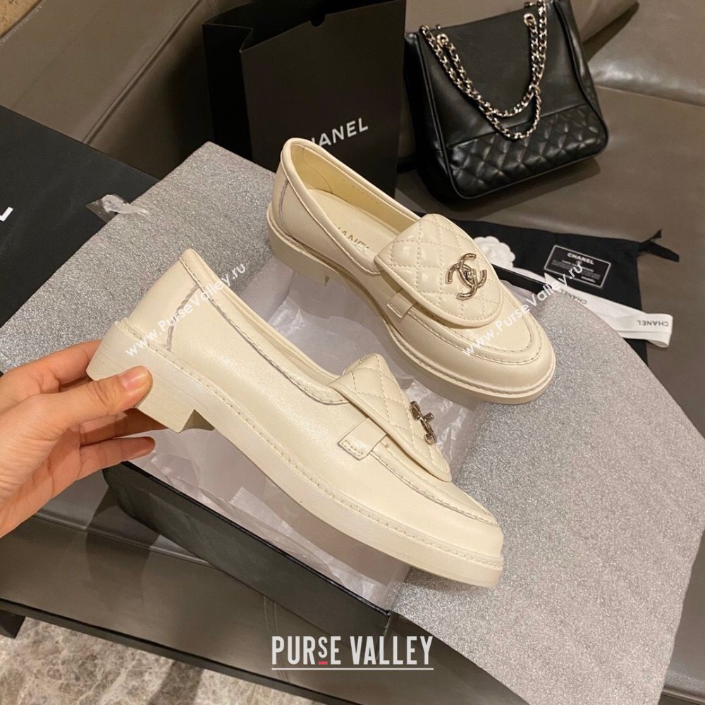 Chanel Leather Loafers with CC Foldover White 2020 (MD-20120278)