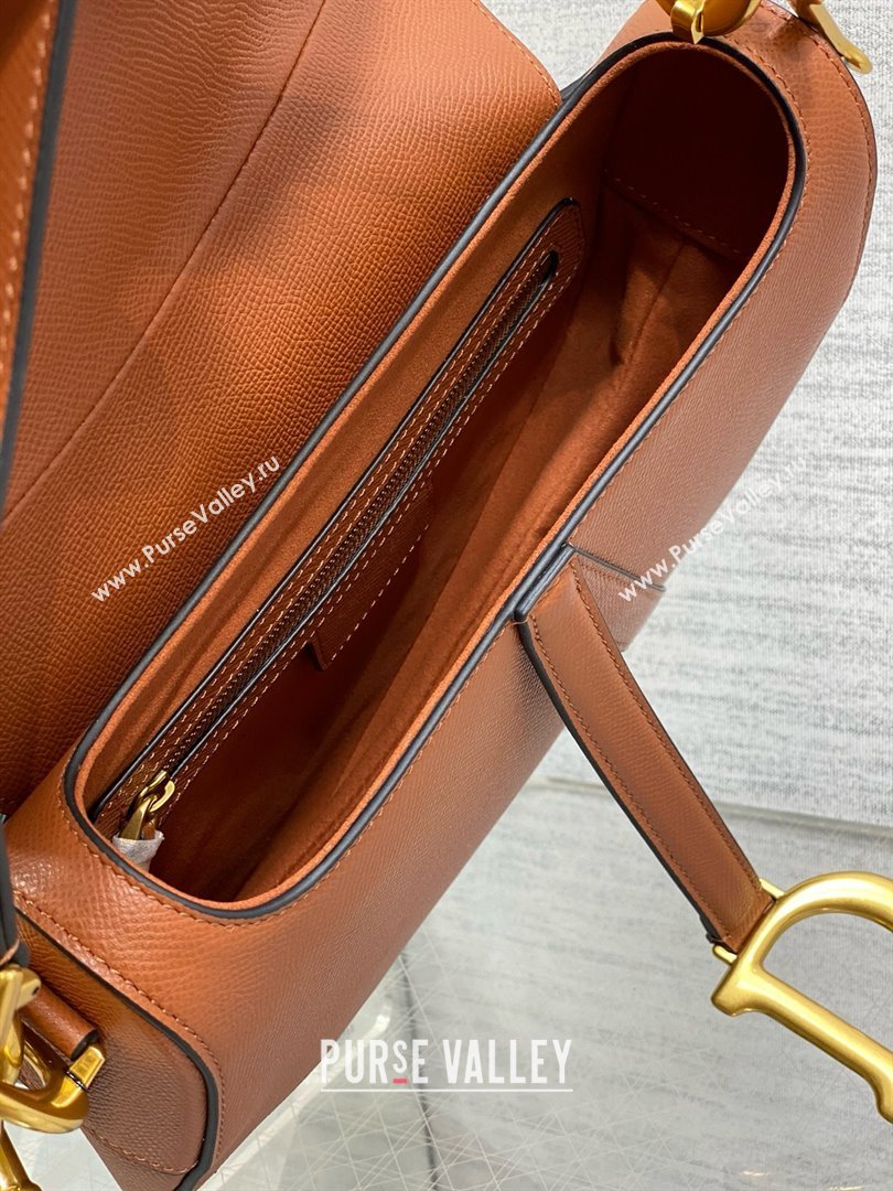 Dior Medium Saddle Bag with Strap in Grained Calfskin Caramel 2025 (XXG-25010719)