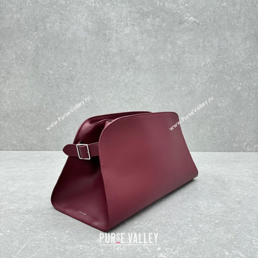 The Row Margaux Clutch in Smooth Leather Amaranth Red 2025 1843 (ningm-250408055)